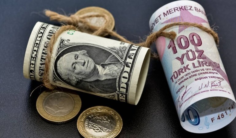Dolar/TL rekorları sıraladı: Bir eşik daha aşıldı