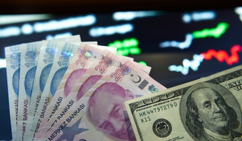 Dolar/TL'de tarihi zirve: Böylesi görülmedi