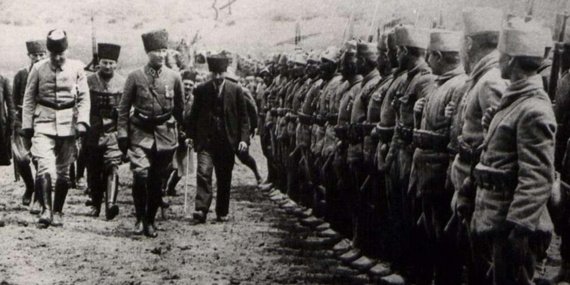 Dumlupinardan-Cumhuriyete-uzanan-zaferin-104-yillik-hikayesi-30-Agustosa-giden-yolda-neler-yasandi-featured
