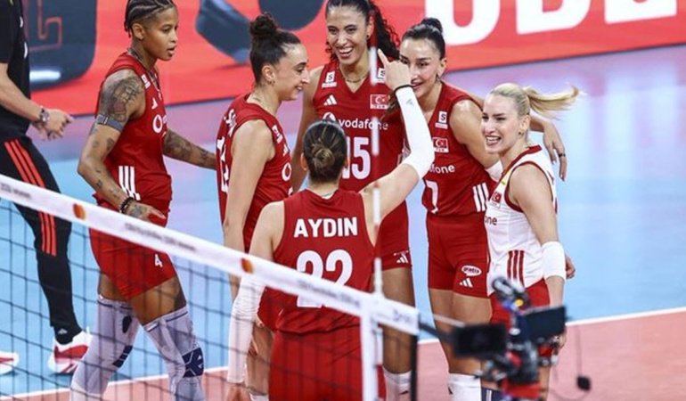 Filenin Sultanları Almanya’yı da geçerek dörtte dört yaptı