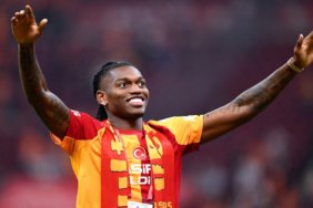 Galatasaray-Rafael-Leao-transferinin-maliyetini-acikladi-featured