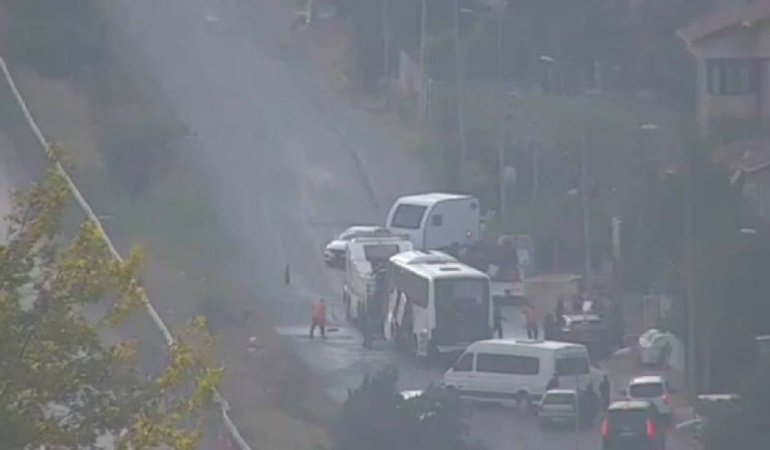 Havalimanı personelini taşıyan servis otobüsü devrildi: 18 yaralı