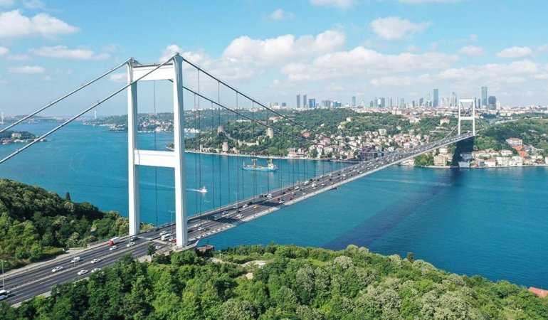 Köprü ve otoyolların talipleri çoğaldı