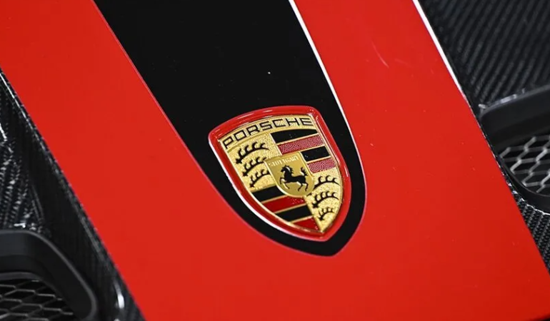 Porsche, yazılım şirketini Hintlilere satıyor