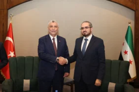 Turkiye-Suriye-ticaretinde-10-milyar-dolarlik-hedef-Sinirdaki-iller-kazanacak-featured