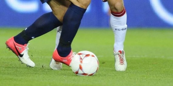 145-yillik-Fransiz-futbol-kulubu-1-Euro039ya-satildi-featured