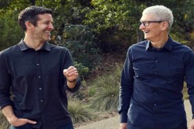 Appleda-15-yillik-donem-sona-erdi-Tim-Cook-koltugunu-John-Ternusa-birakti-featured