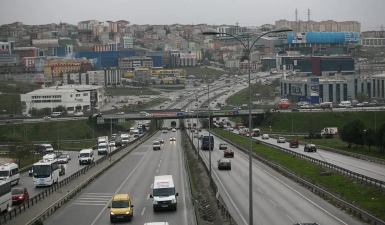 Aynı otomobile 6 kat trafik sigortası prim farkı! İyi sürücü 9 bin 700 TL, yüksek riskli sürücü 58 bin 200 TL ödüyor