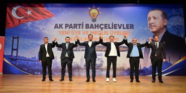 Bahcelievler-Belediyesi039nin-3-CHP039li-meclis-uyesi-AK-Parti039ye-gecti-featured
