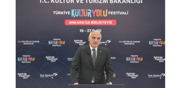 Bakan-Ersoy-baskentte-starti-verdi-Ankara-Kultur-Yolu-Festivali-basladi-featured