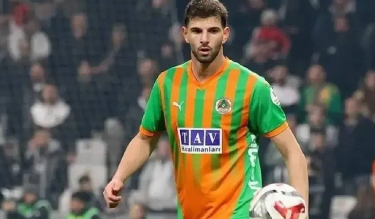 Beşiktaş'tan gece yarısı transfer açıklaması: Ümit Akdağ'ı kadrosuna kattı
