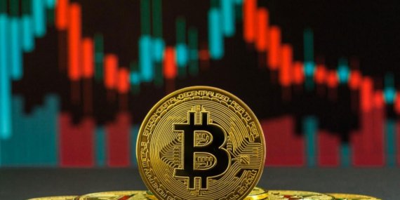 Bitcoin039de-kritik-esik-asildi-82-bin-dolarin-uzerine-cikildi-featured