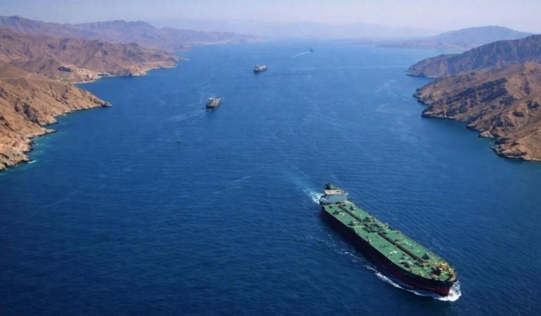 CENTCOM: İran'a yönelik abluka kapsamında son 2 ayda 100 geminin rotası değiştirildi