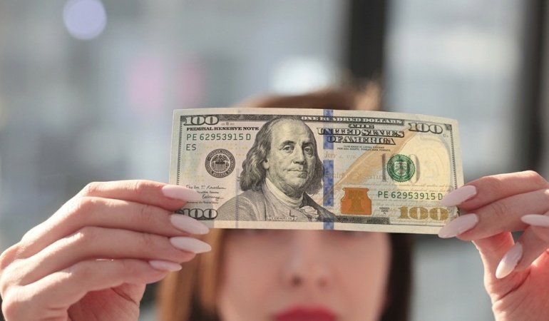 Cebinizdeki 100 dolarda bu işaret varsa değeri binlerce doları buluyor