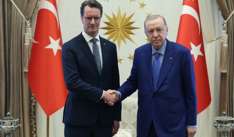 Cumhurbaşkanı Erdoğan, Almanya'nın Kuzey Ren-Vestfalya Eyaleti Başbakanı Wüst'ü kabul etti