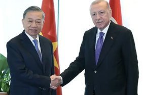 Cumhurbaskani-Erdogan-Vietnam-Devlet-Baskani-To-Lam-ile-gorustu-featured