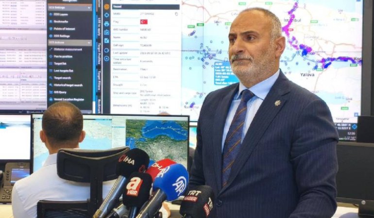 Denizcilik Genel Müdürü Baylan: "Çarpışan iki gemi kaza öncesi birbiriyle konuşmuş"