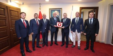 Dervisoglu-Hurriyetci-Kamu-Sen-ve-Birlesik-Kamu-Is-heyetleriyle-gorustu-featured