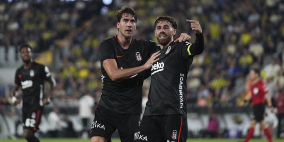 Dev-derbide-kazanan-Besiktas-oldu-Kadikoy039den-3-puanla-ayrildi-featured
