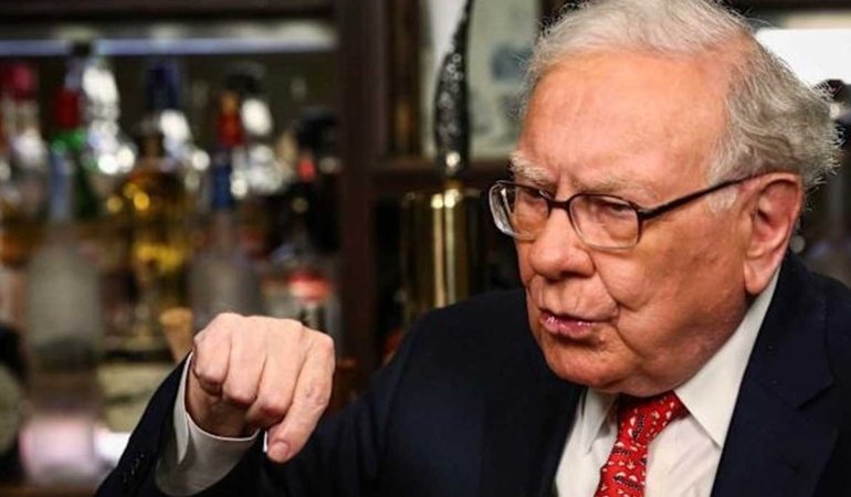 Eğer piyasa çöküşü geliyorsa, milyarder Warren Buffett'a göre yapmanız gereken tek şey