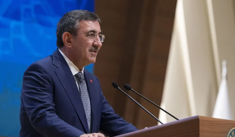 Ekonominin 3 yıllık yol haritası belli oluyor! Cevdet Yılmaz 2027-2029 OVP'yi açıklıyor
