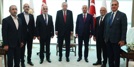 Erdogan-HUDAPAR-Genel-Baskani-Yapicioglu039nu-kabul-etti-featured
