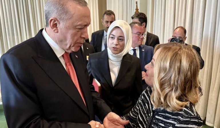 Erdoğan’dan, İtalya Başbakanı Meloni’ye tebrik mesajı