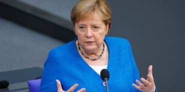 Eski-Basbakan-Merkel039den-AfD-yorumu-Kalbim-kan-agliyor-Almanya-tarihinde-bir-donum-noktasi-featured
