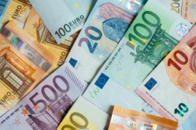 Euro-dolar-karsisinda-eriyor-25-yilin-dibini-gordu-featured