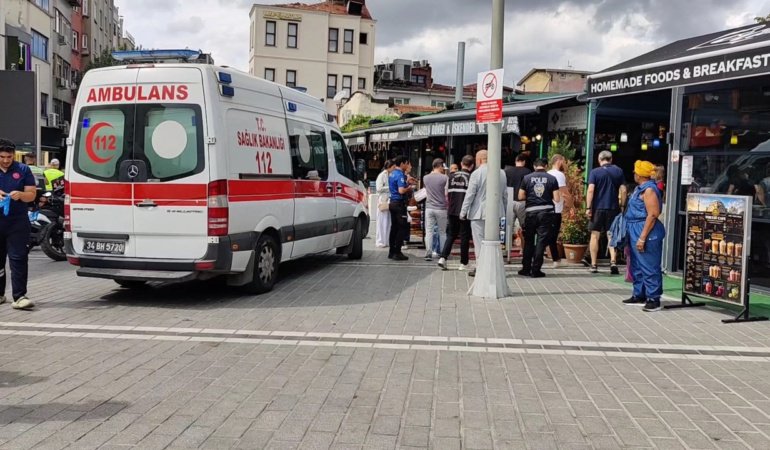Fatih'te döviz bürosunda silahlı kavga: 2 ölü, 2 yaralı