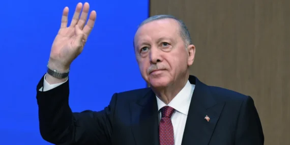 Fitch039ten-fon-krizi-sonrasi-Turkiye-aciklamasi-Sistemik-risk-beklenmiyor-featured