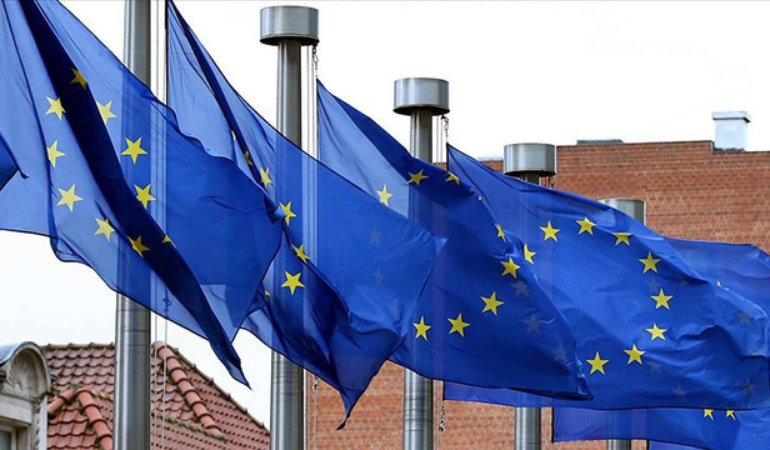 Fransa, AB bütçesi için 60 milyar euroluk yeni vergi geliri istiyor