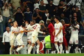Galatasaray039dan-Basaksehir039e-karsi-ligde-ust-ust-9.-galibiyet-featured