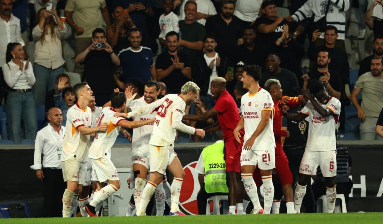 Galatasaray'dan, Başakşehir'e karşı ligde üst üst 9. galibiyet