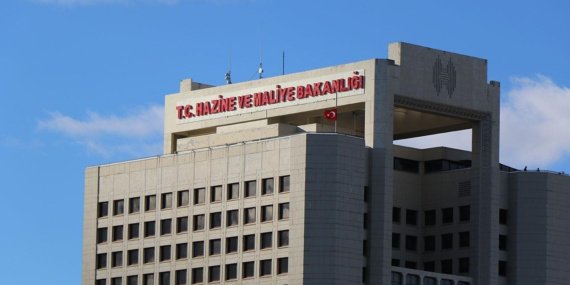 Hazine-ve-Maliye-Bakanligindan-Mehmet-Simsekin-fotografiyla-ilgili-aciklama-featured