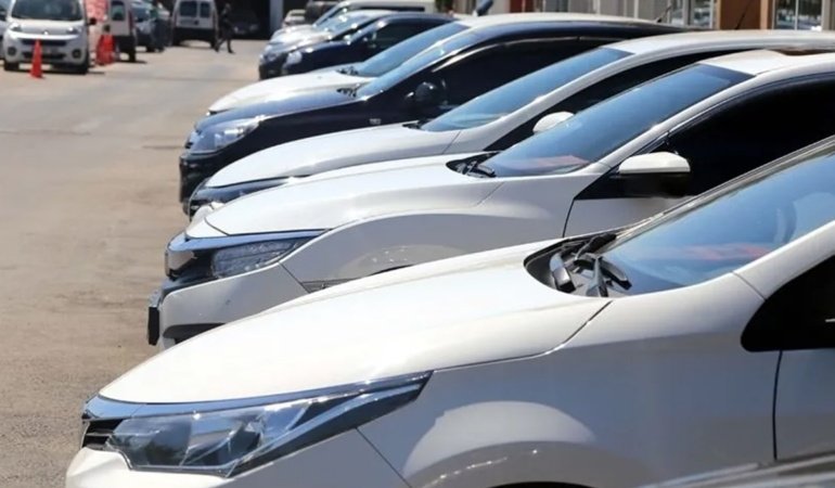İkinci el otomobilde yılın ilk fiyat düşüşü