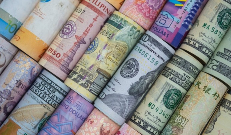 İngiltere Merkez Bankası faizi sabit bıraktı