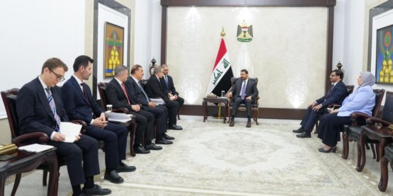 Irak-Basbakani-Zeydi-Turkiye039nin-Bagdat-Buyukelcisi-Inan-ile-gorustu-featured