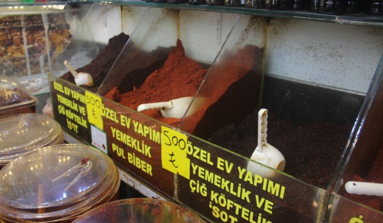 İsotun kilosu 300 liradan 500 liraya çıktı