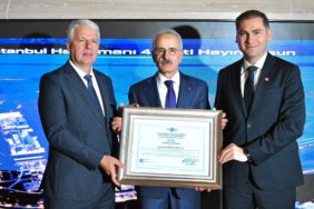 Istanbul-Havalimaninin-4039uncu-pisti-isletme-ruhsatini-aldi-featured