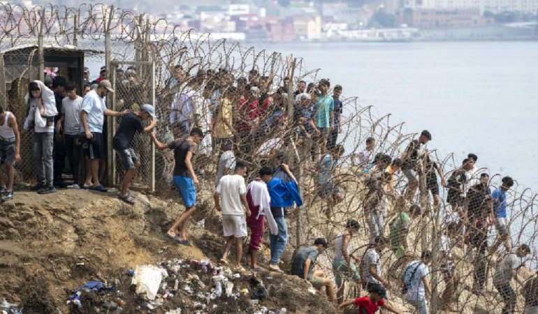 İtalya, İspanya'ya uyguladığı sınır kontrolünü 15 gün daha uzattı