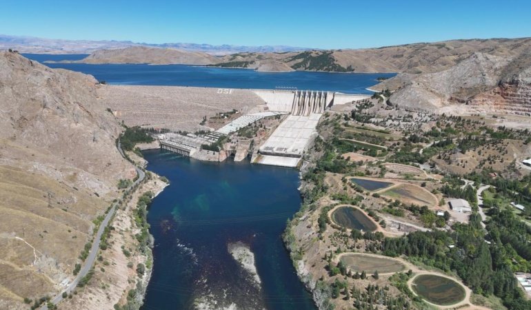 Keban HES 52 yılda yaklaşık 294 milyar kilovatsaat enerji üretti
