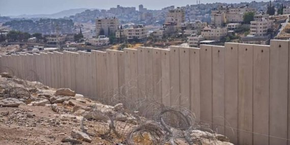 Kudus-ile-Bati-Seria-arasina-cekilen-duvar-Israil-E1-planiyla-neyi-hedefliyor-featured
