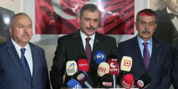 Manisa039da-okul-yakinindaki-saldiri-3-ogrencinin-durumu-kritik-featured