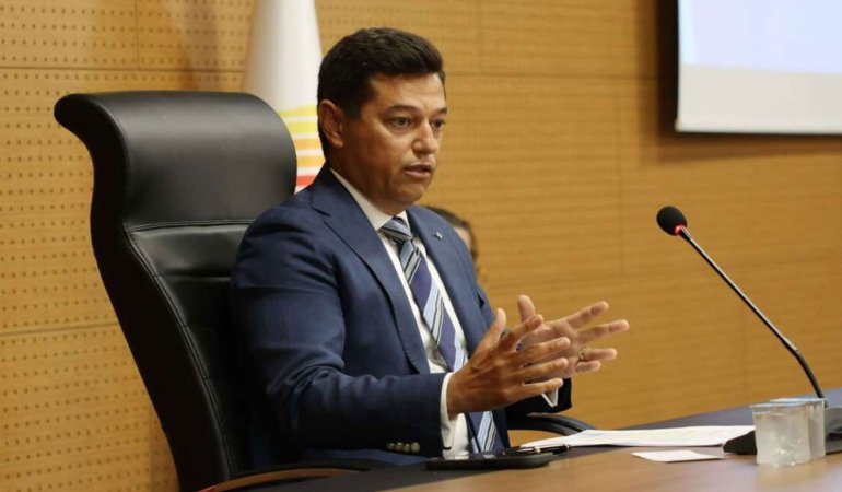 Marmaris Belediye Başkanı Acar Ünlü, CHP'den istifa ettti