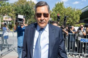 Melih-Gokcek039ten-Bulent-Arinc039a-039Davutoglu039-uzerinden-yanit-featured