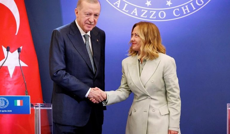 Meloni'den Cumhurbaşkanı Erdoğan'a teşekkür