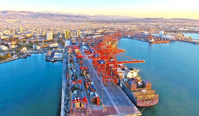 Mersin limanında kimyasal gaz sızıntısı iddiası