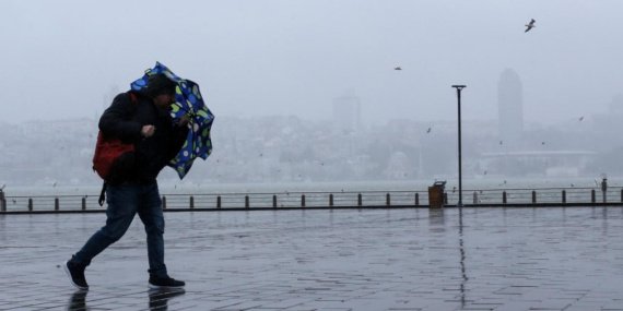 Meteoroloji-20-ili-sari-kodla-uyardi-Kuvvetli-yagis-ve-ruzgara-dikkat-Hangi-illerde-etkili-olacak-featured