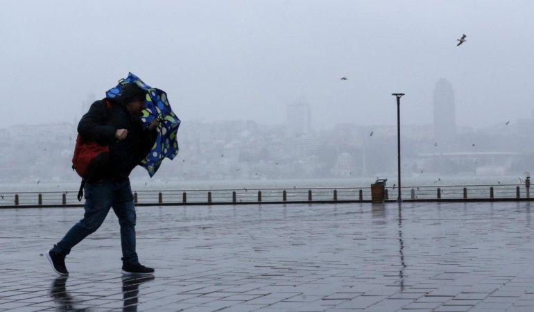 Meteoroloji 20 ili sarı kodla uyardı: Kuvvetli yağış ve rüzgara dikkat! Hangi illerde etkili olacak?
